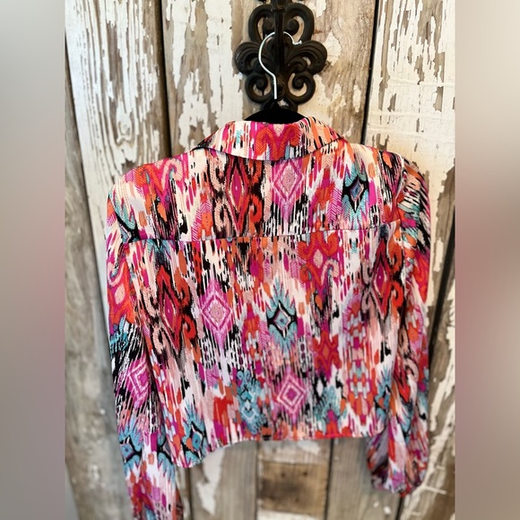 RO & DE Anthropologie multi color crop button up size Medium Western-ish - Picture 6 of 8